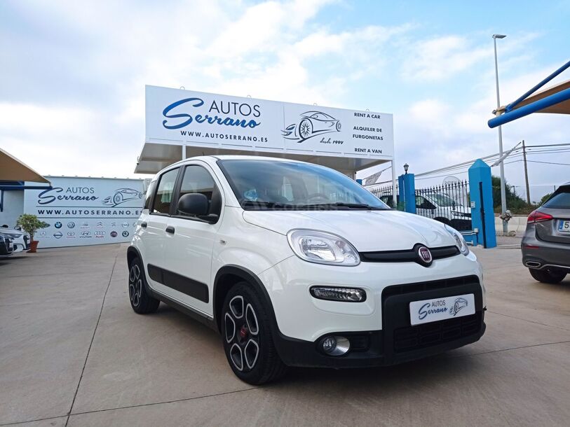 Foto del FIAT Panda 1.0 Gse City Cross Hybrid