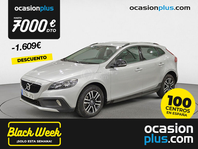 Foto del VOLVO V40 Cross Country D2 Momentum Aut. 120