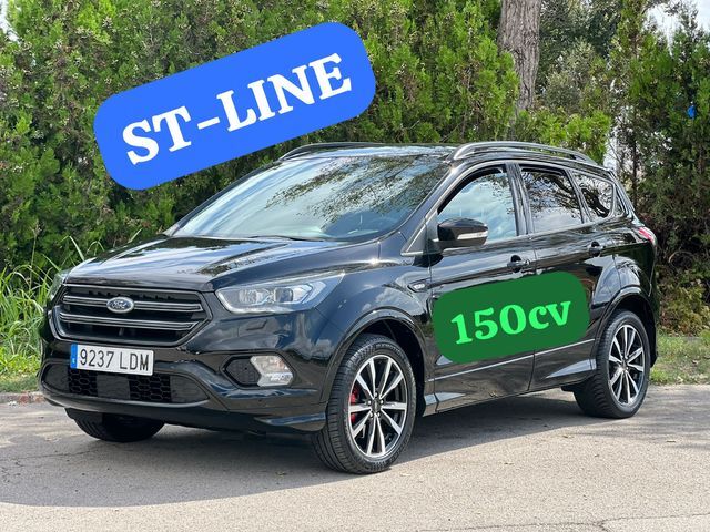 FORD Kuga (1.5 EcoBoost S&S ST-Line 4x2 110 kW (150 CV)) en Barcelona