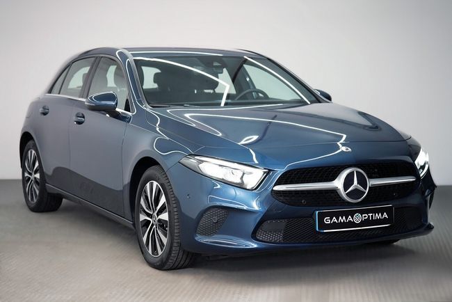 MERCEDES Clase A (A-CLASS 1.3 A 200 5P) en Barcelona