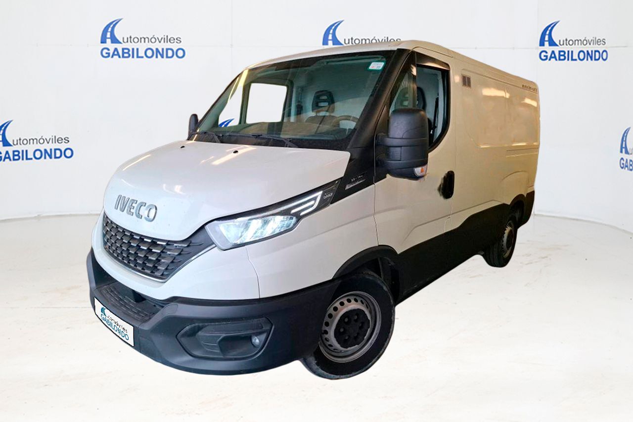 Foto del IVECO Daily Furgón 33S16 V 3520L H2 12.0 156