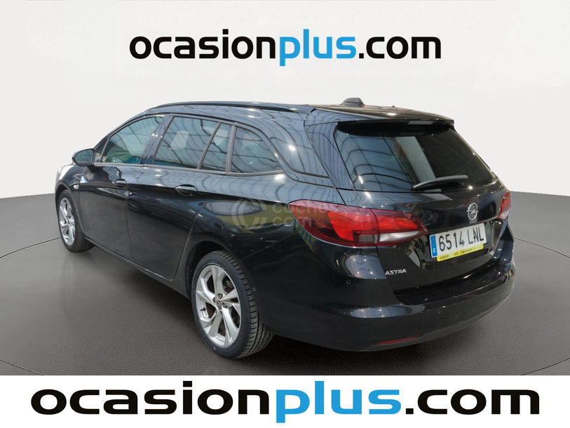 Foto del OPEL Astra 1.4T S-S Business Elegance Aut. 145