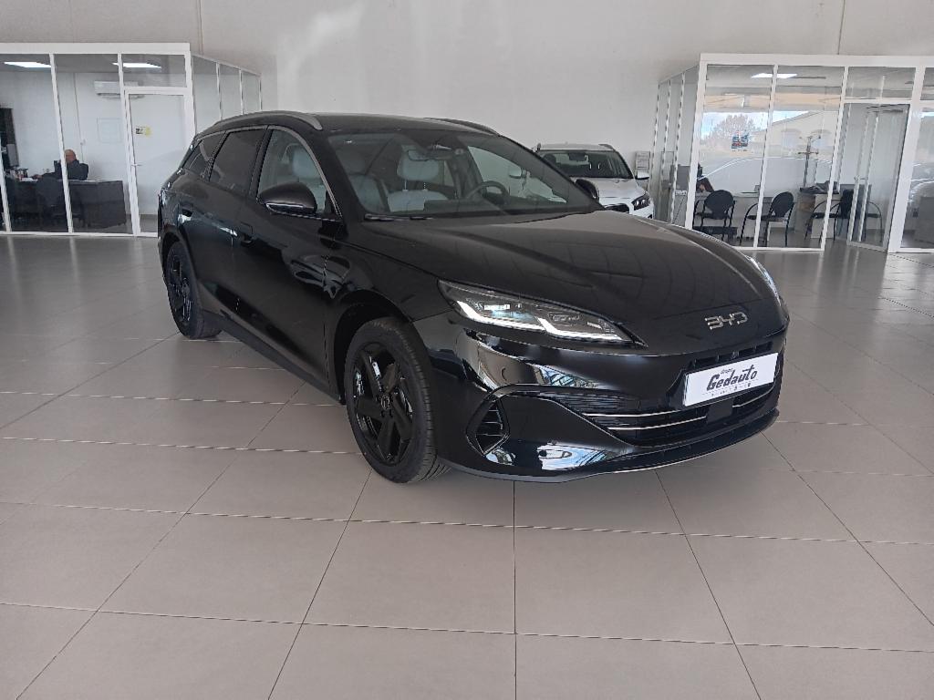 BYD Seal U (fam. 1.5 DM-I COMFORT 5P) en Badajoz