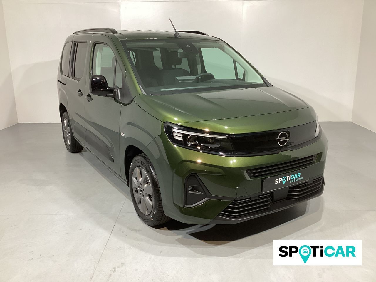OPEL Combo (100 Cv 1.5 Td S/S MT6 €6.4) en Barcelona