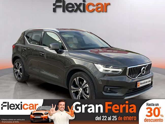 VOLVO XC40 (2.0 T4 Auto) en Badajoz