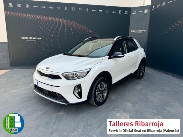 KIA Stonic (1.0 T-GDi MHEV iMT 74 kW (100 CV) Drive) en Valencia