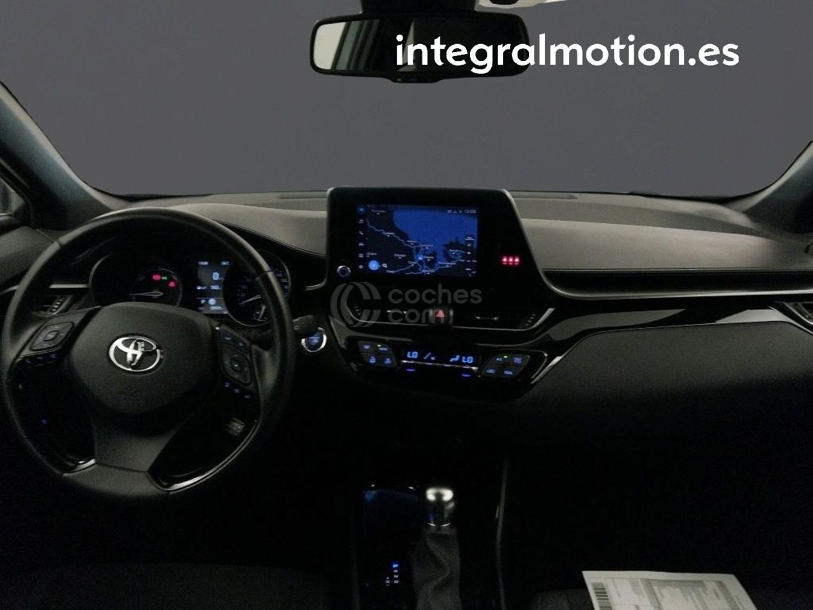 Foto del TOYOTA C-HR 180H Advance