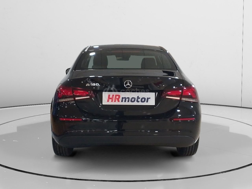 Foto del MERCEDES Clase A A 180 Sedán 7G-DCT