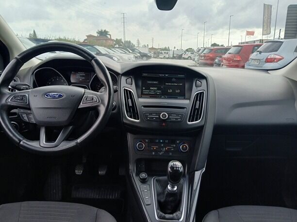 Foto del FORD Focus 1.0 Ecoboost Auto-S&S Titanium 125
