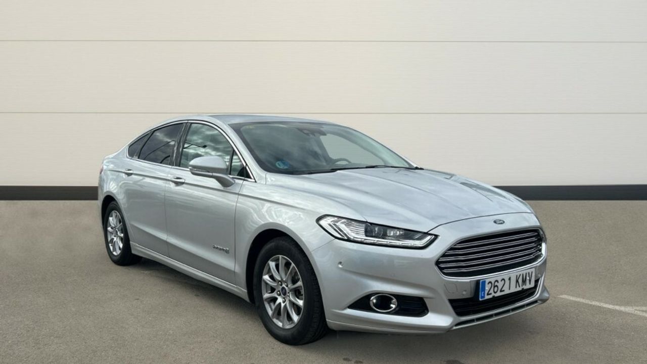 FORD Mondeo (2.0 HYBRID 137KW TITANIUM HEV AUTO 187 4P) en Madrid