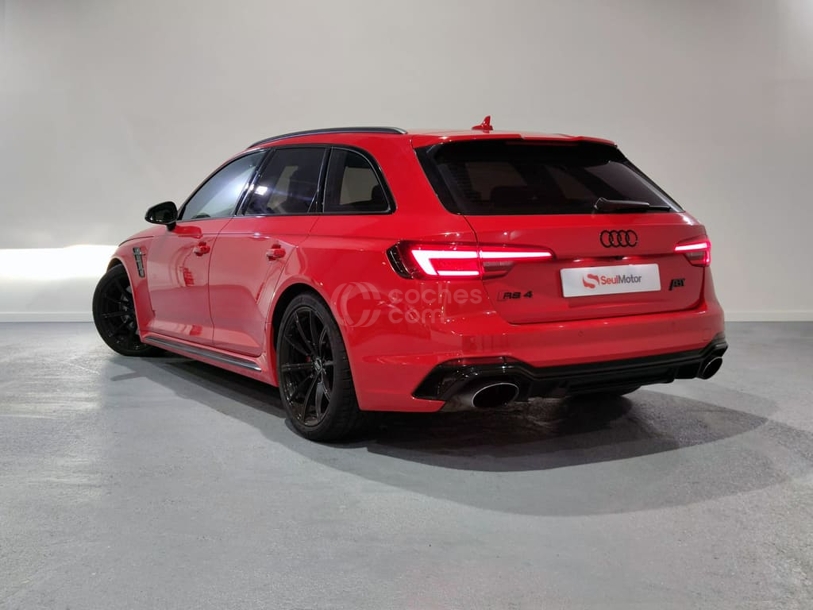 Foto del AUDI A4 RS4 Avant 2.9 TFSI quattro tiptronic