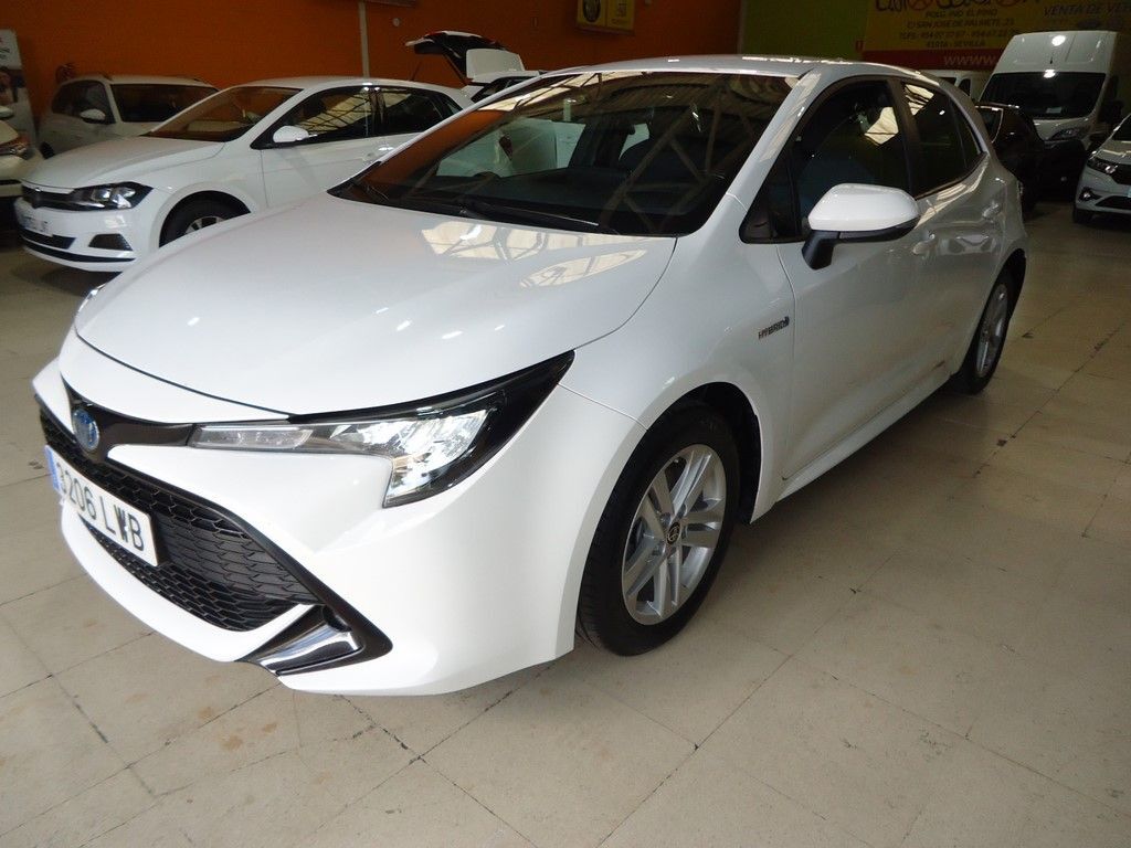 TOYOTA Corolla (125H Business) en Sevilla