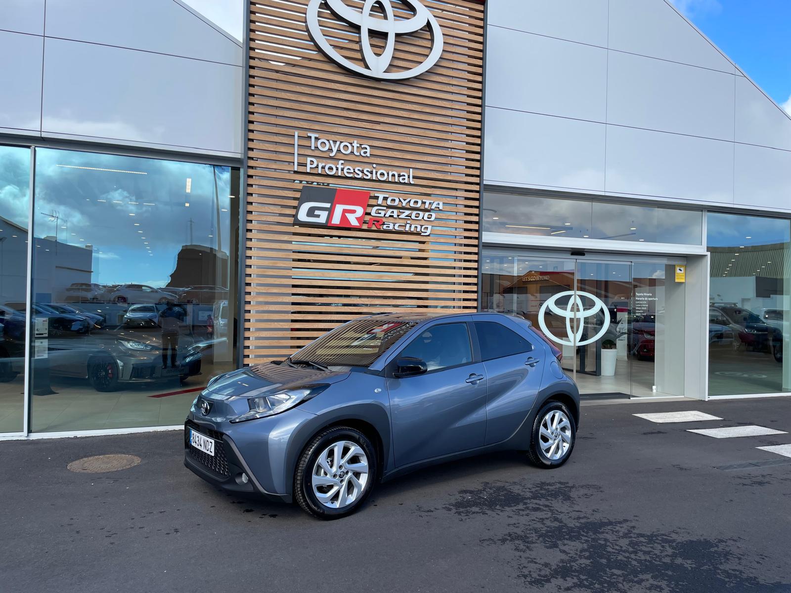 TOYOTA Aygo X Cross (Play) en Tenerife