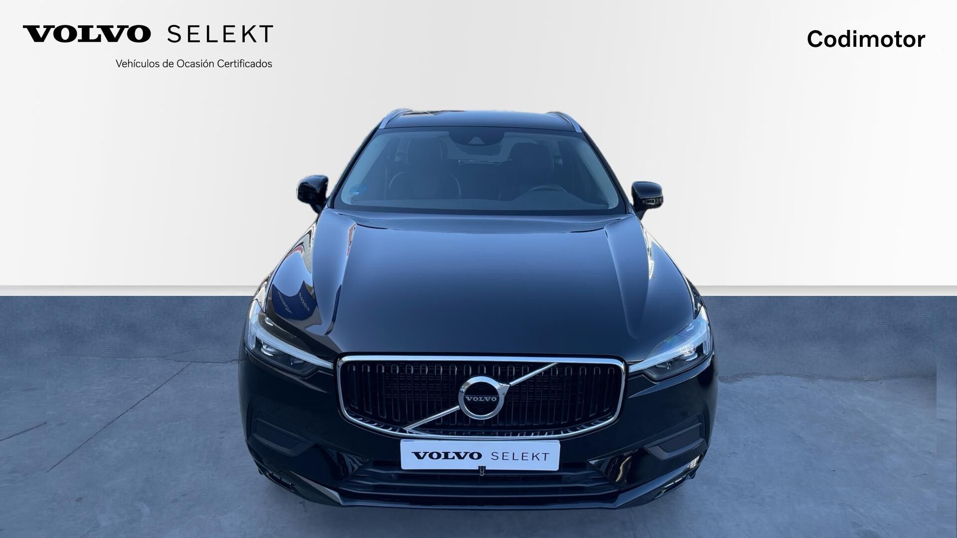 Foto del VOLVO XC60 B4 Momentum Pro FWD Aut.