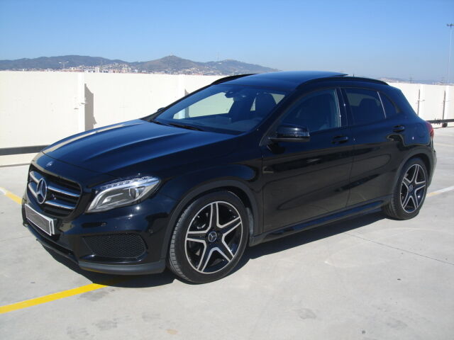 MERCEDES Clase GLA (250 4Matic 155 kW (211 CV)) en Barcelona