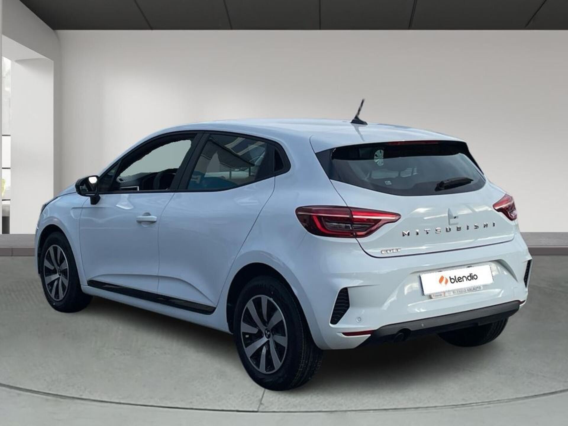 Imagen 2 de MITSUBISHI Colt