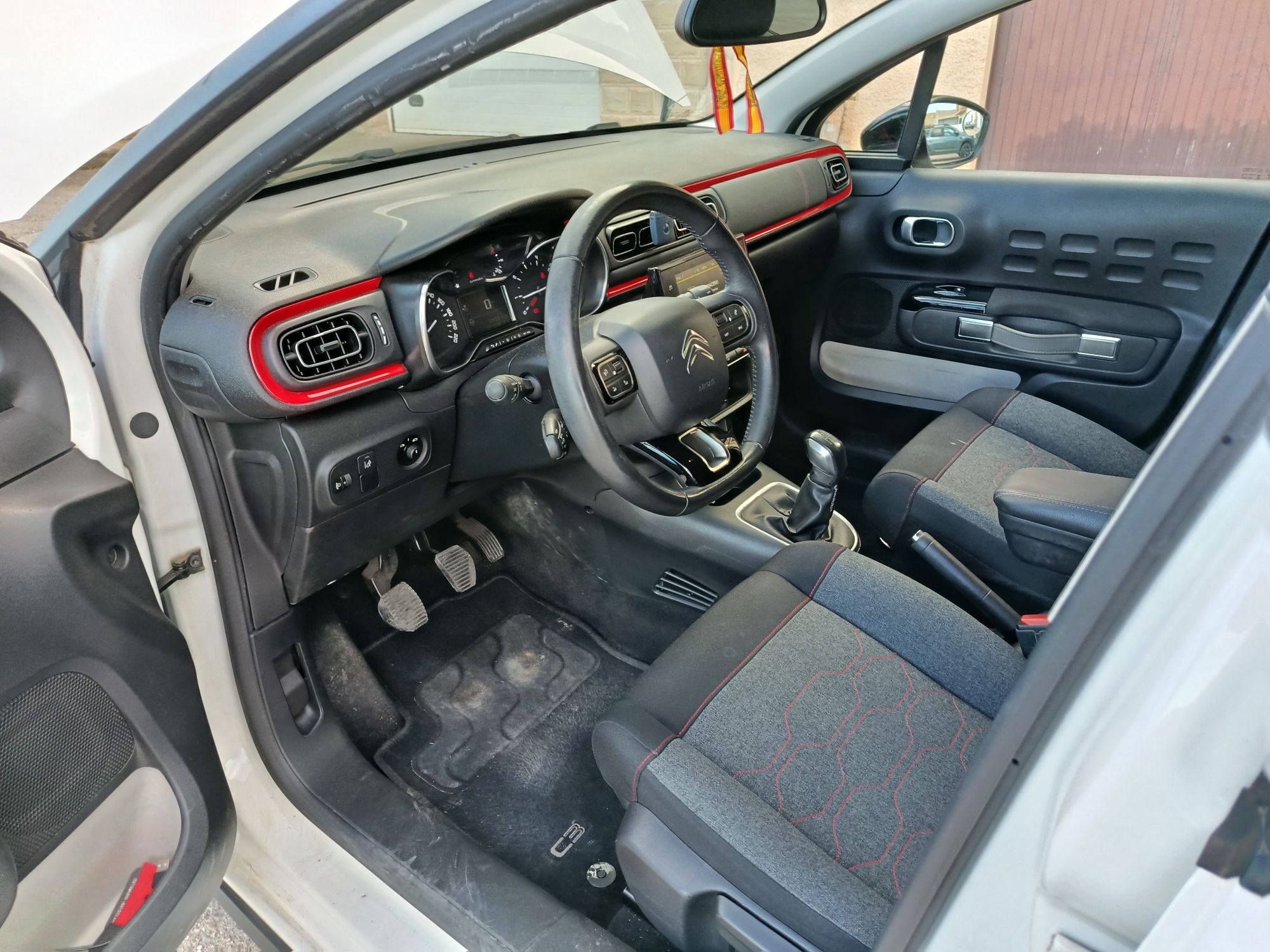 Foto del CITROEN C3 1.6BlueHDi S&S Shine 75