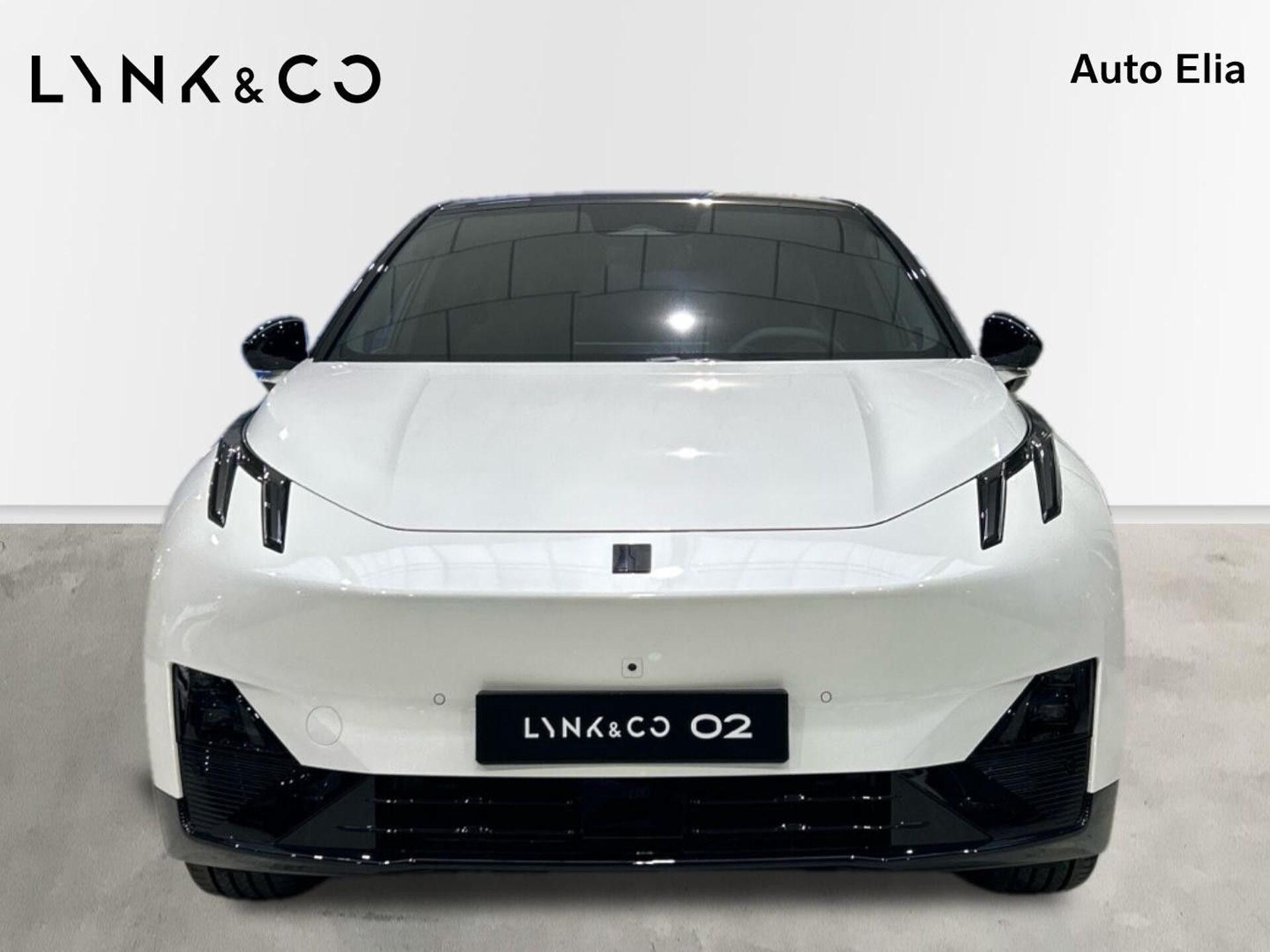 Imagen 3 de LYNK & CO 02