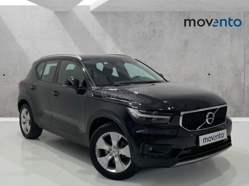 Foto del VOLVO XC40 B4 Momentum Pro AWD Aut.