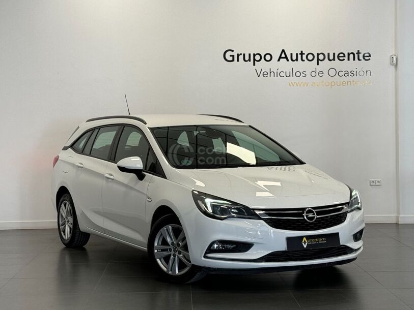 Foto del OPEL Astra 1.6CDTi S-S Selective Pro Aut. 136