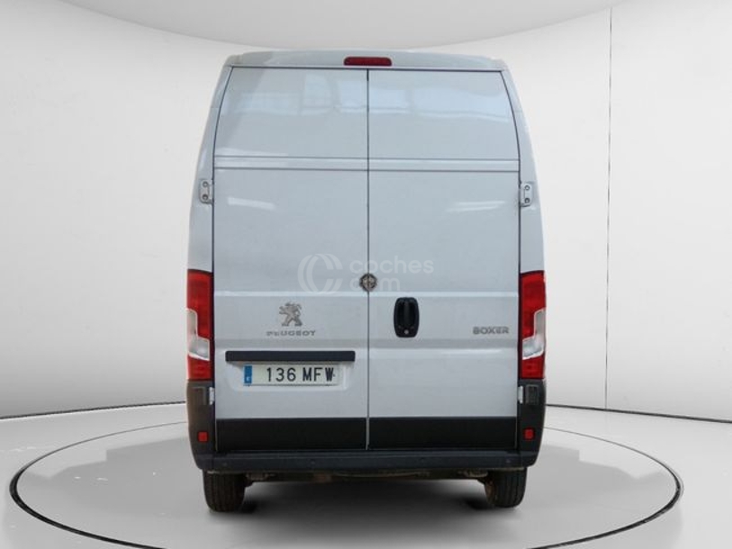 Foto del PEUGEOT Boxer Furgón 2.2BlueHDI 335 L3H3 S&S 140