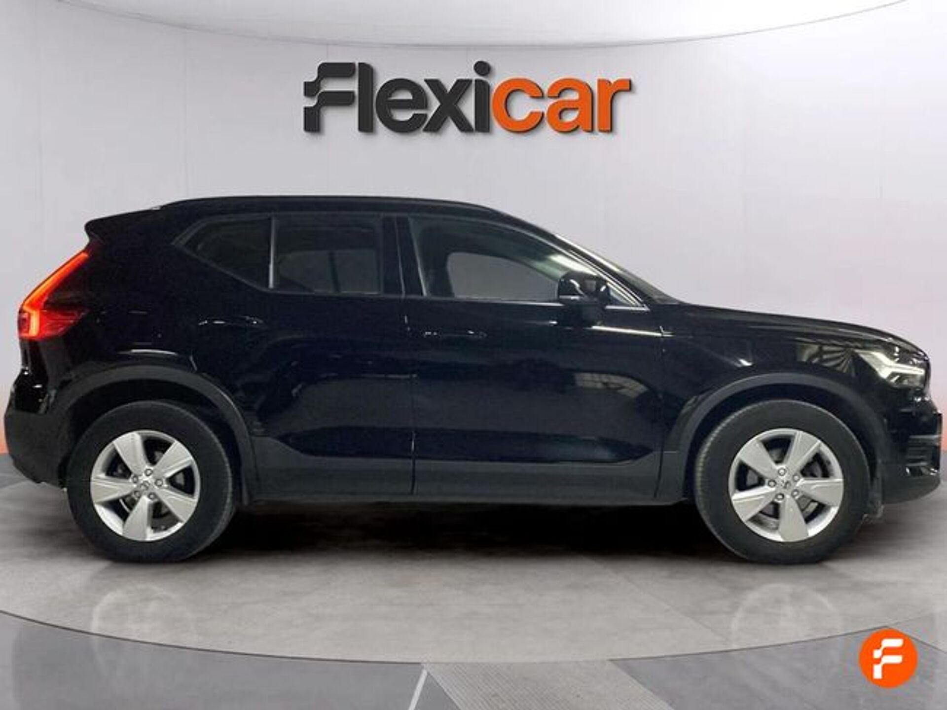 Imagen 3 de VOLVO XC40