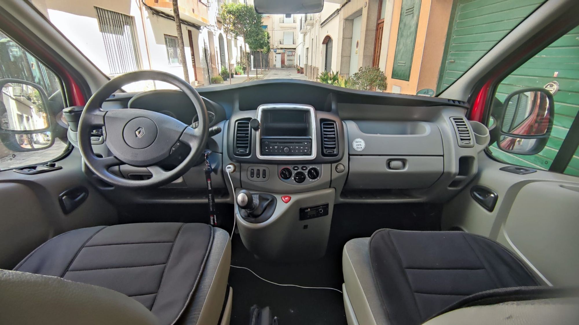 Foto del RENAULT Trafic Traf. 2.5dCi Generation Privilege 150