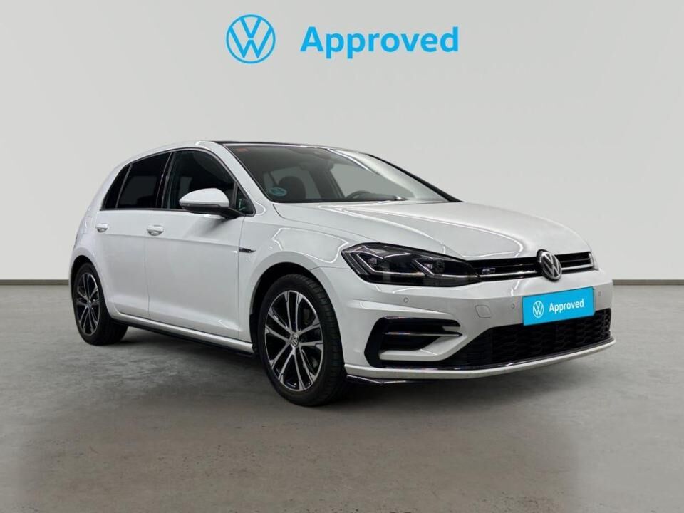 VOLKSWAGEN Golf (Sport R-Line 1.5 TSI 110kW (150CV) DSG) en Burgos