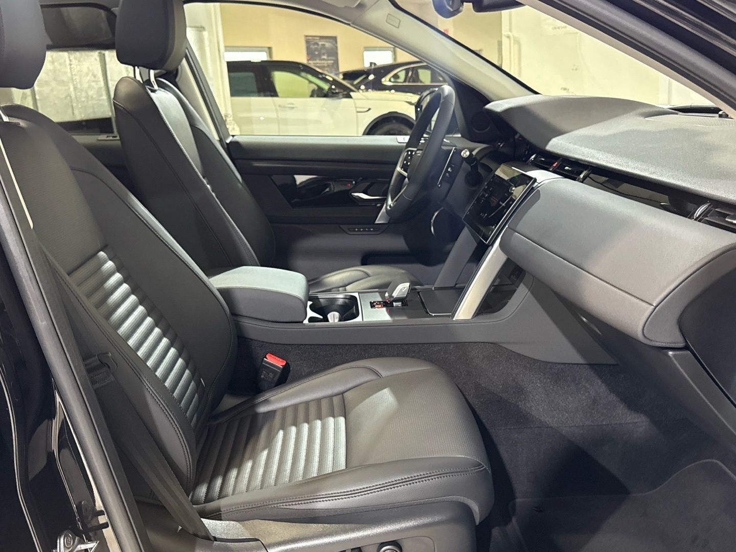 Foto del LAND ROVER Discovery Sport 1.5 I3 PHEV S AWD Auto