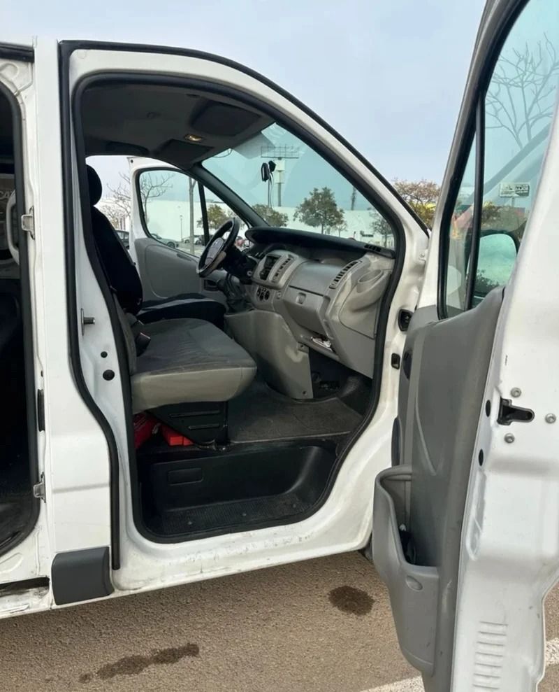 Foto del NISSAN Primastar Pr. Com6 L2H1 2.0dCi 115 Prem.