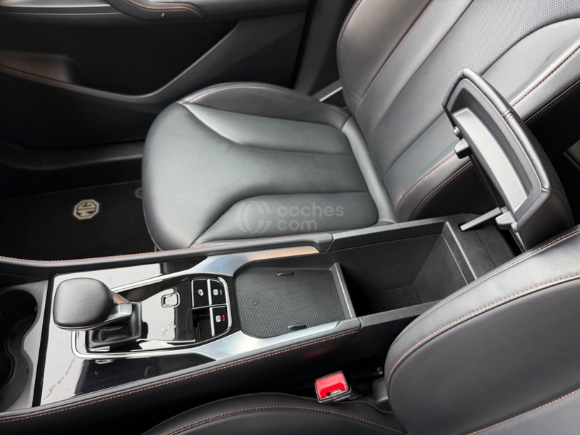 Foto del MG HS e 1.5 T-GDI Luxury