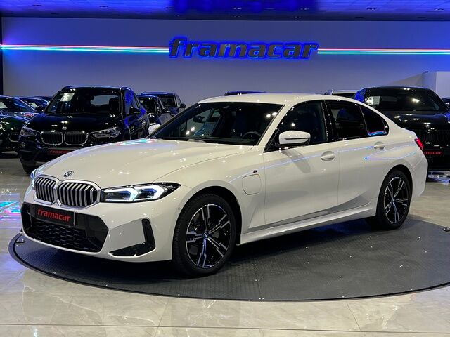 BMW Serie 3 (330e 215 kW (292 CV)) en Granada