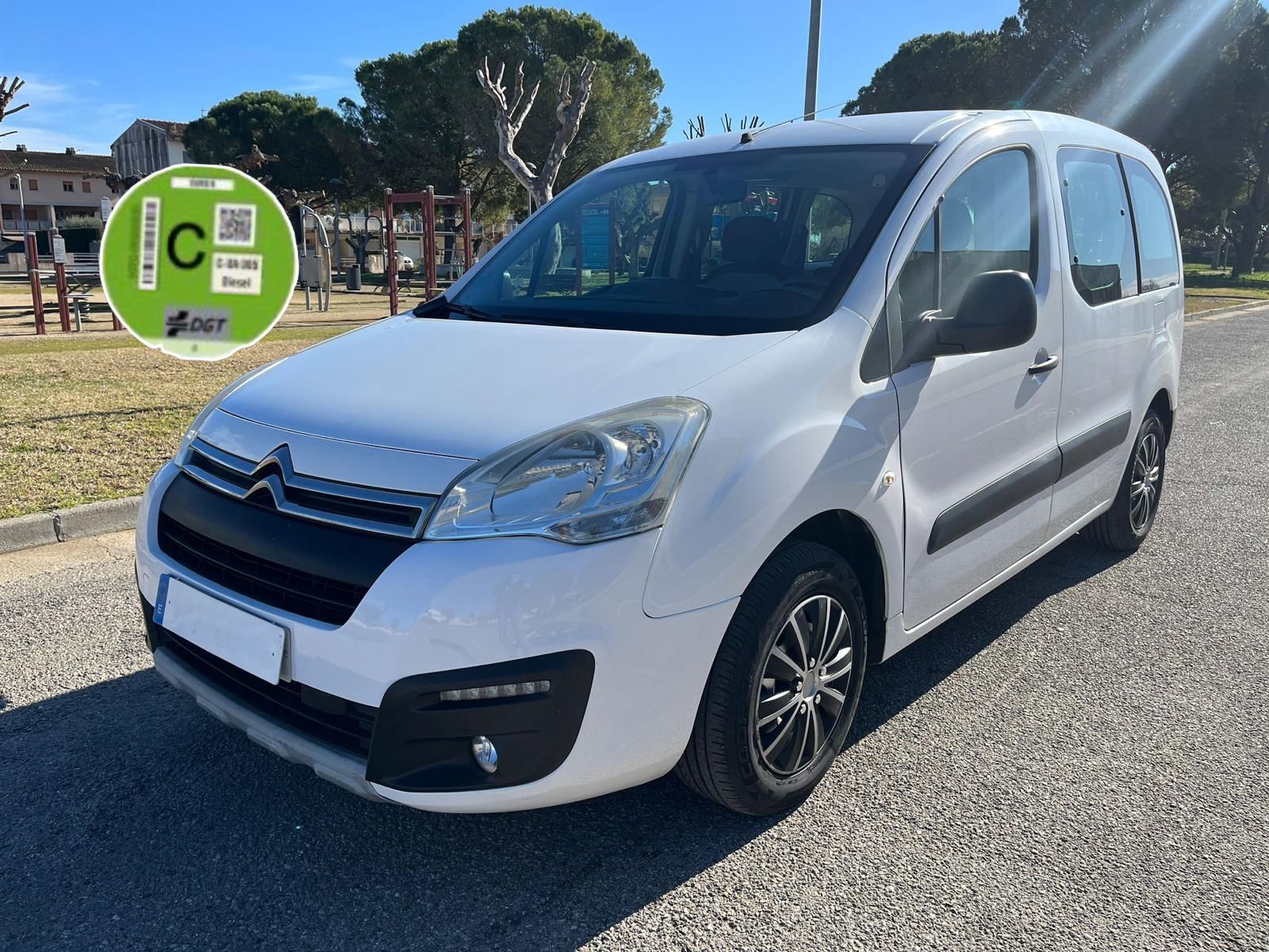 Foto del CITROEN Berlingo Multispace 1.6BlueHDi Live Ed.75