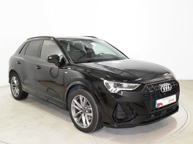 AUDI Q3 (Black line 40 TDI quattro 147 kW (200 CV) S tronic) en León