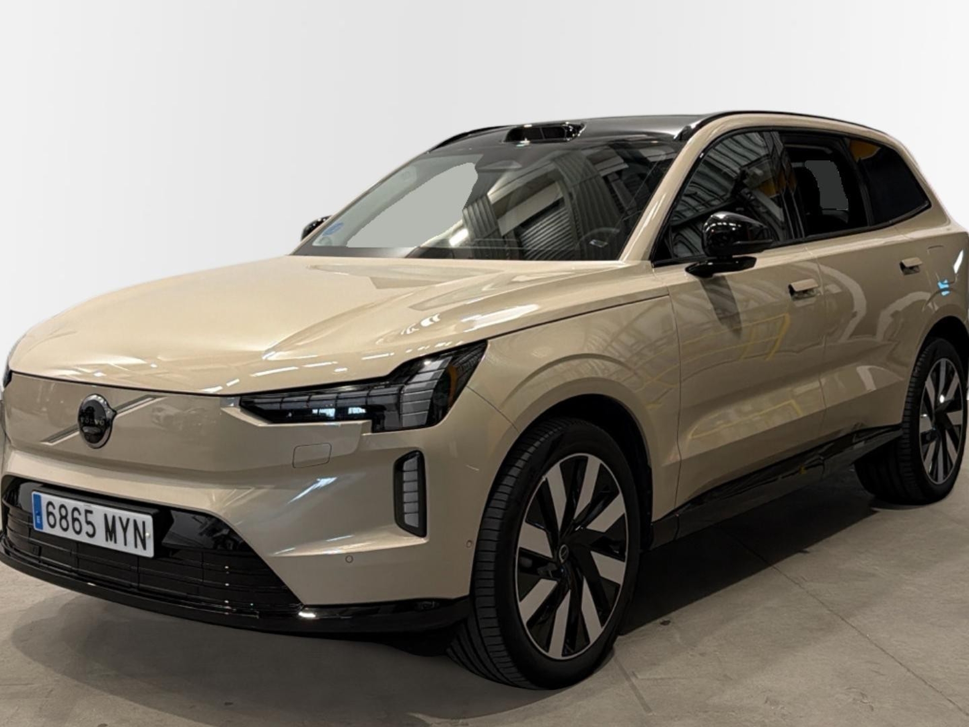 Imagen de VOLVO EX90