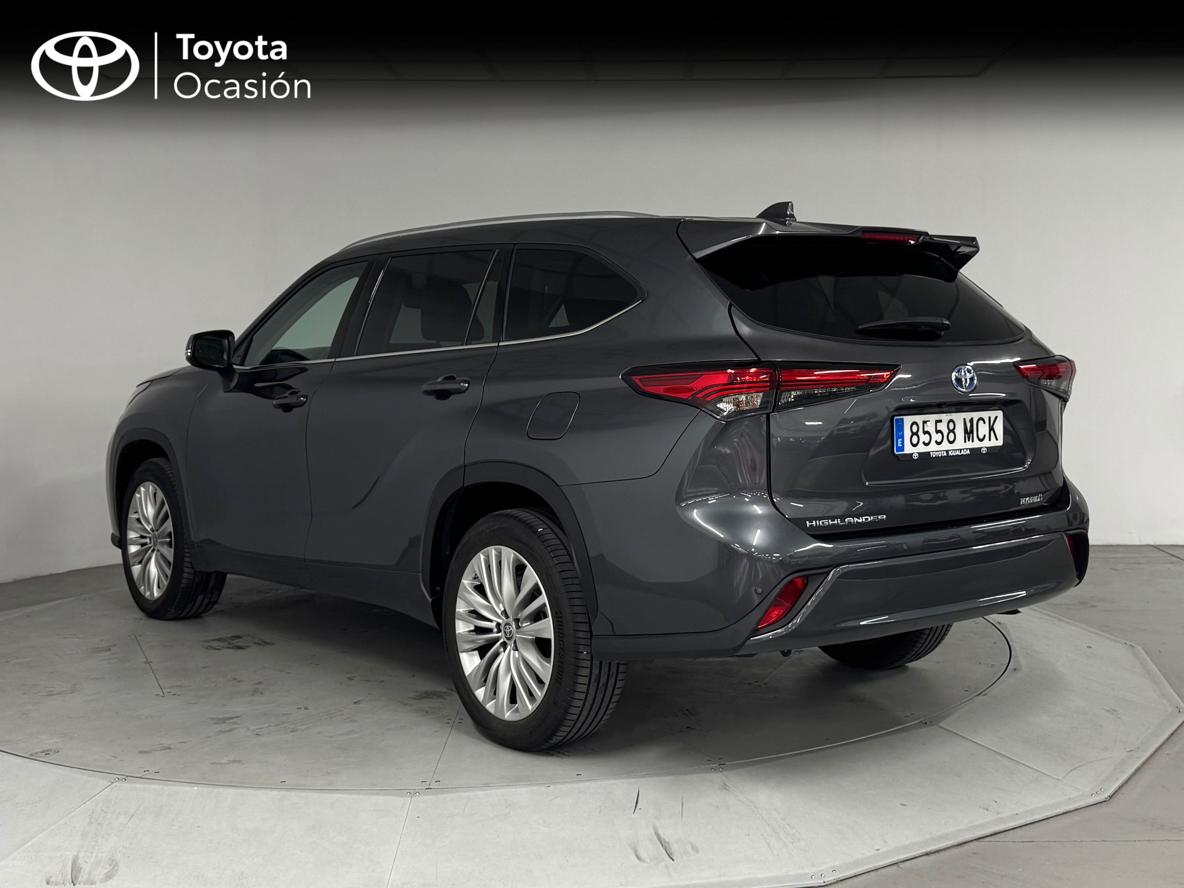 Foto del TOYOTA Highlander 2.5 hybrid Advance Pintura especial