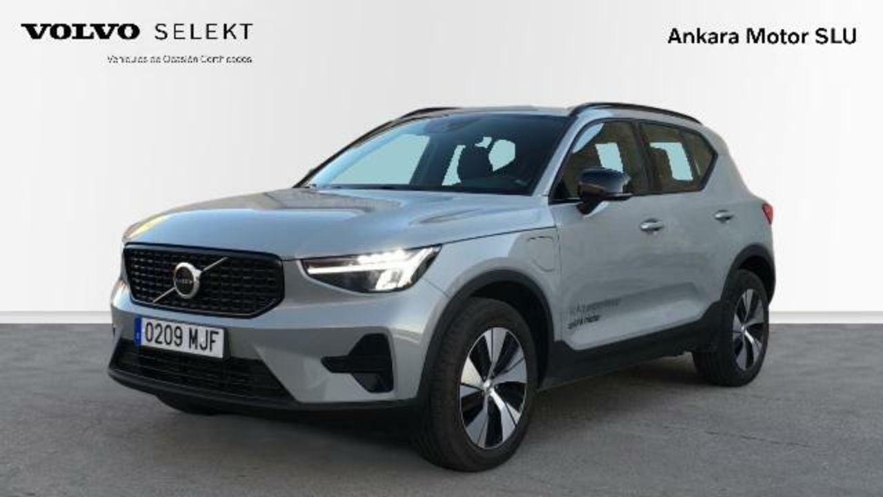 VOLVO XC40 (1.5 T4 PHEV RECHARGE PLUS DARK DCT 5P) en Alicante