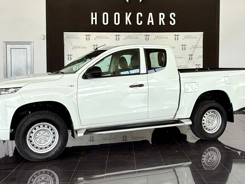 Foto del MITSUBISHI L200 2.2DI-D C-C M-PRO