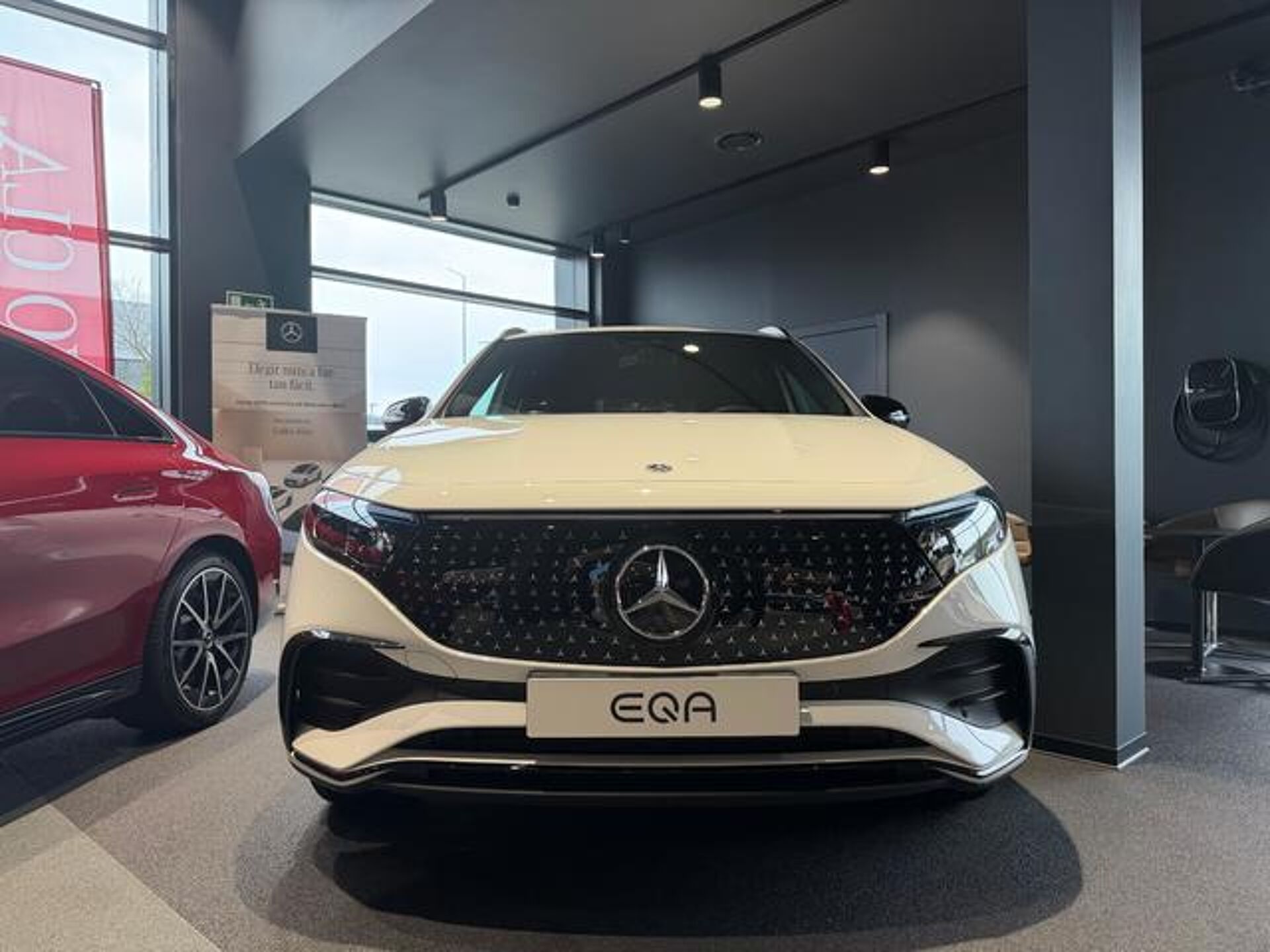 Imagen 2 de MERCEDES EQA