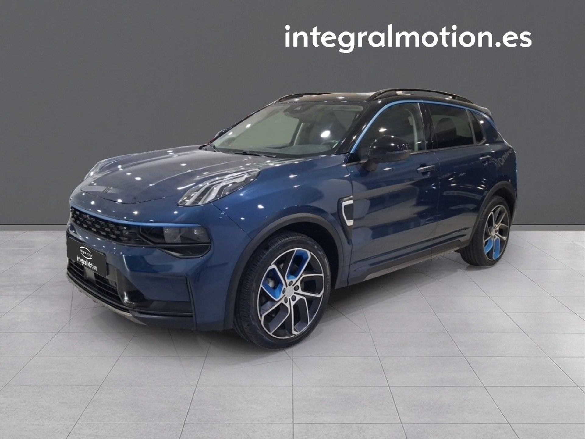 Imagen de LYNK & CO 01