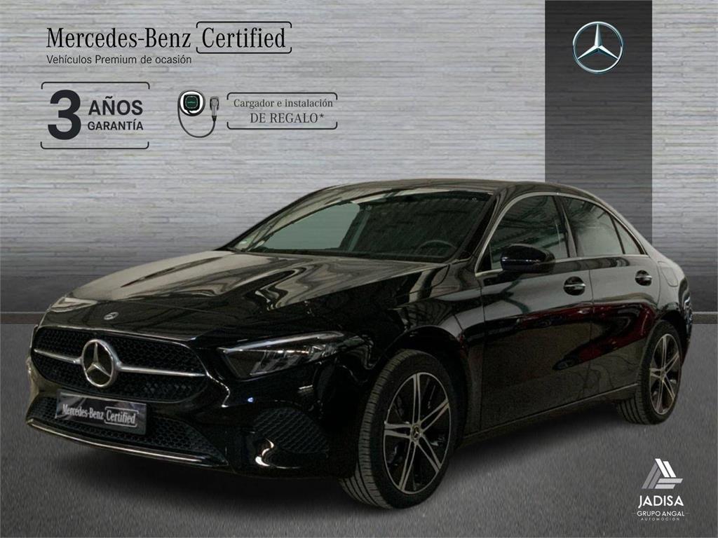 MERCEDES Clase A (A 250 e Sedán) en Jaén