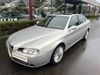 Imagen de ALFA ROMEO 166 2.4JTD Distinctive 185