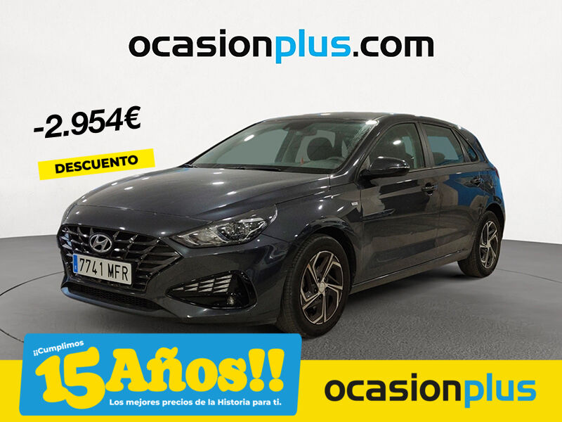HYUNDAI i30 (1.0 TGDI 48V Klass 88 kW (120 CV)) en Madrid