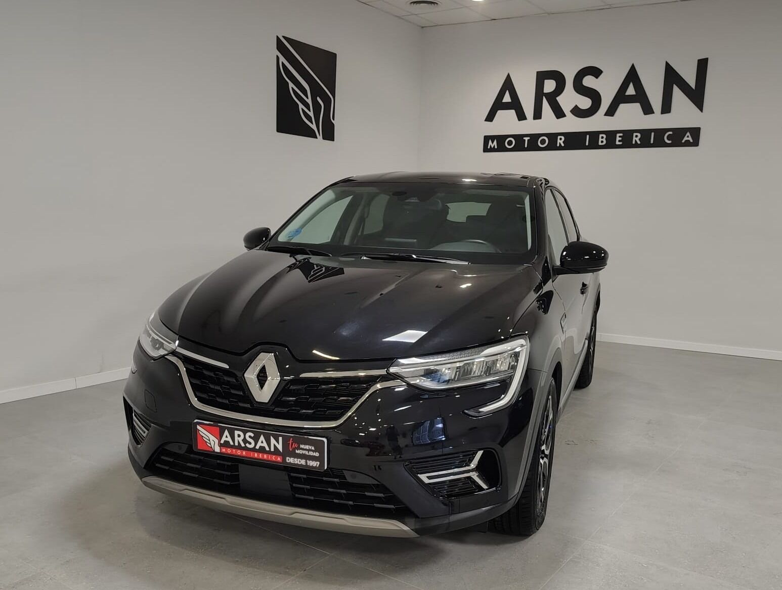 RENAULT Arkana (Zen E-TECH Híbrido 105kW(145CV)) en Valencia
