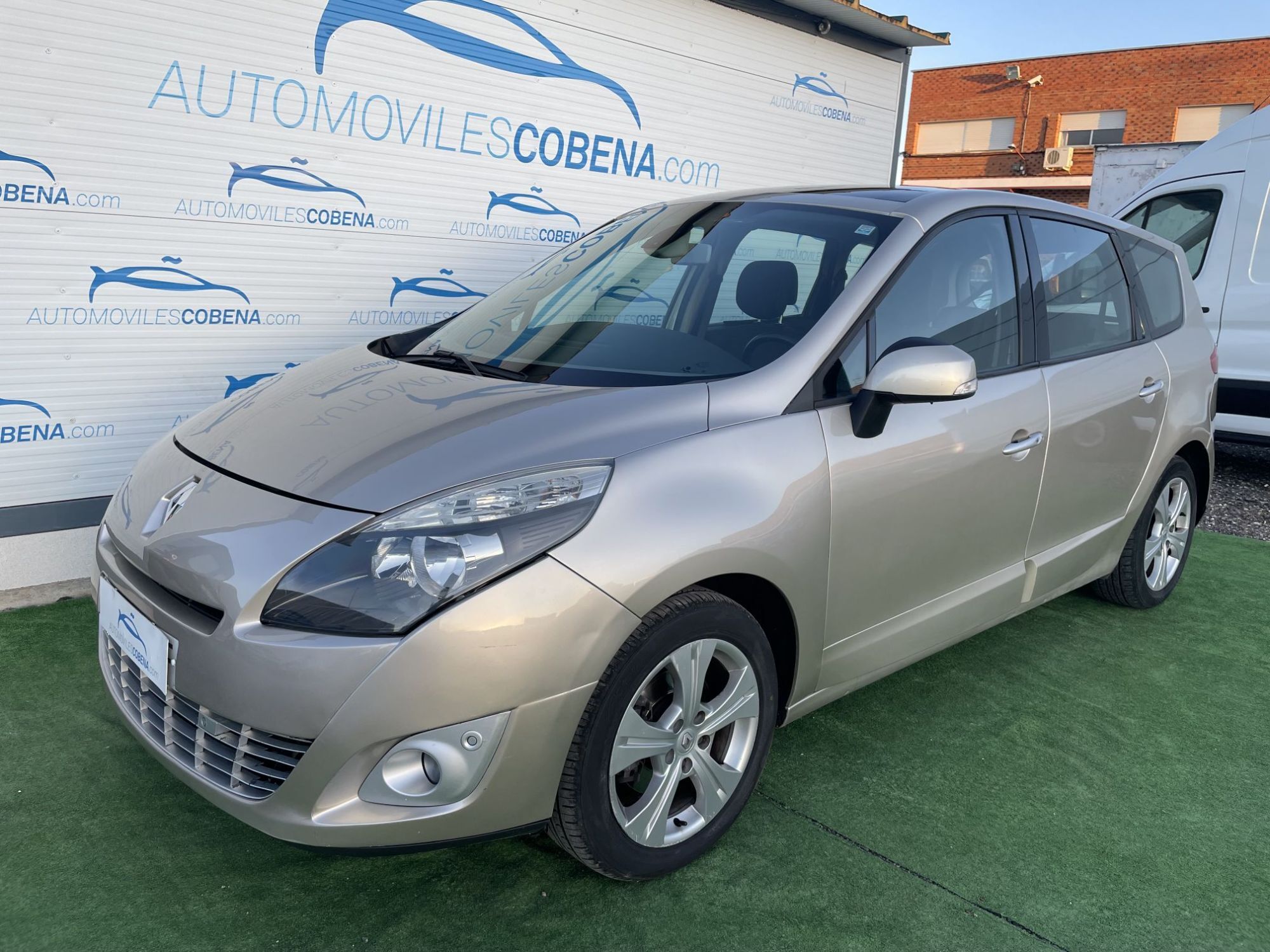 Foto del RENAULT Scenic Grand Scénic 1.9dCi Dynamique 5pl.