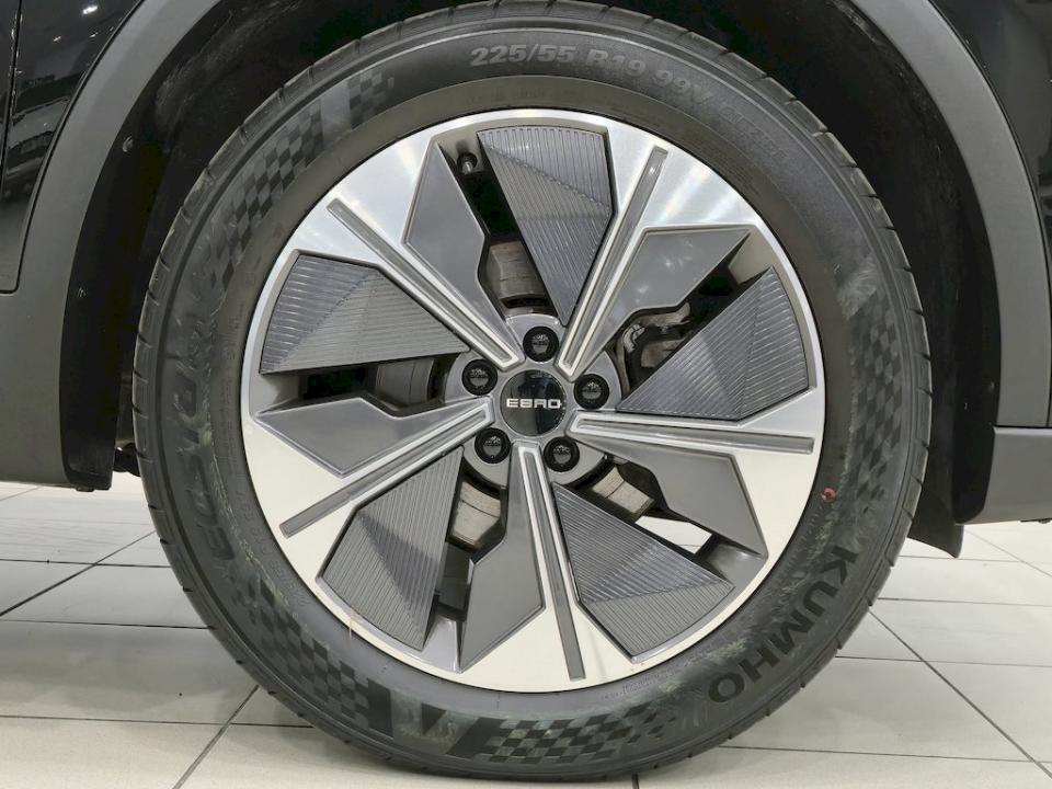 Foto del EBRO s700 1.6 TGDI 7DCT Luxury FWD