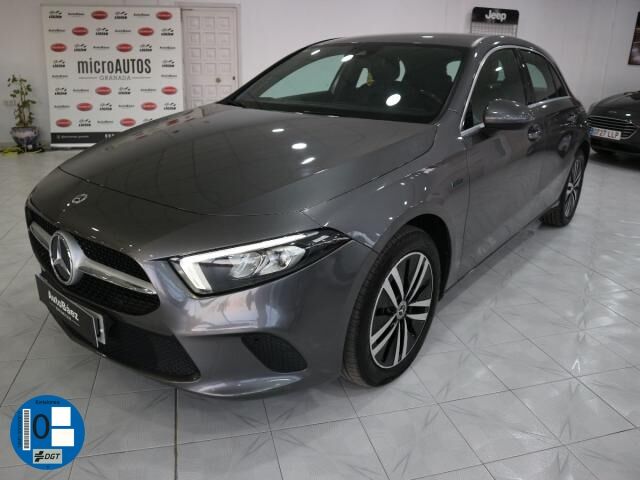 MERCEDES Clase A (A 250 7G-DCT) en Granada