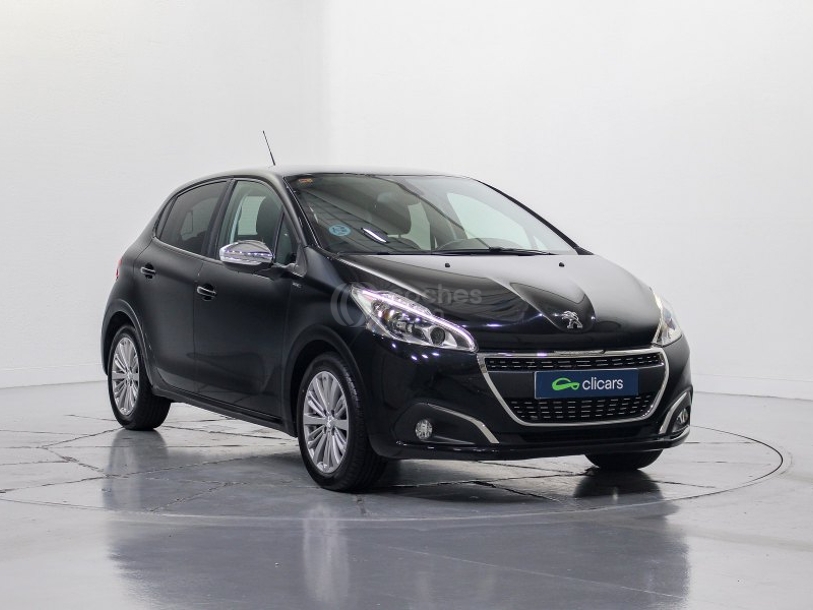 Foto del PEUGEOT 208 1.2 PureTech S&S Signature 82