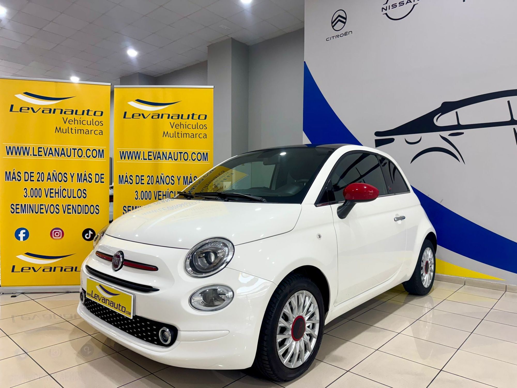 Foto del FIAT 500 1.0 Hybrid Red 52kW