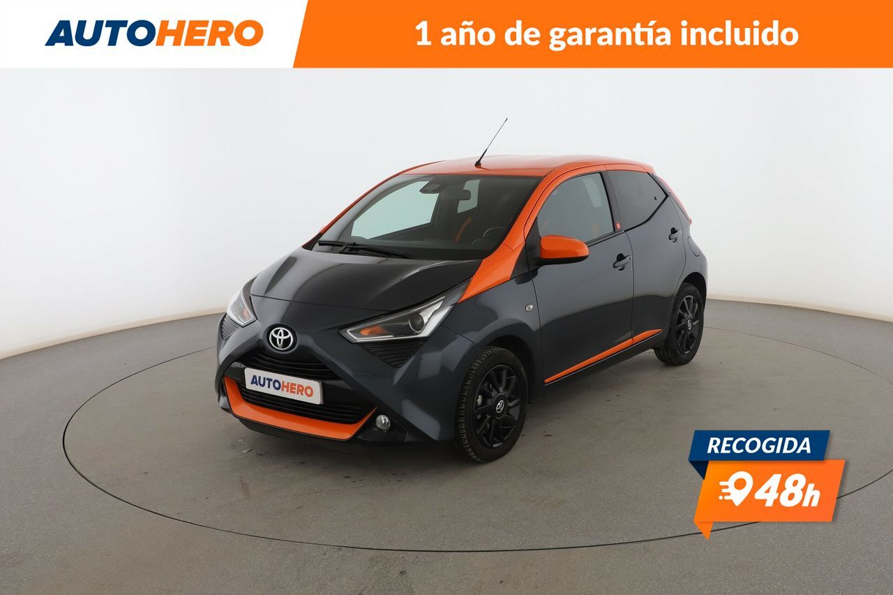 TOYOTA Aygo (1.0 X-Cite JBL) en Madrid